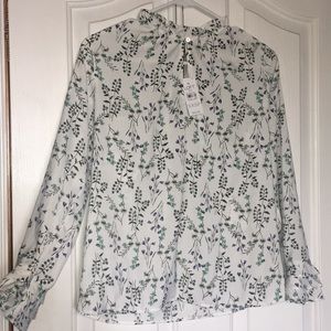 Business casual blouse